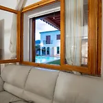 Mera House Pensión Posada (Sardinia)