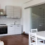 Mera House Pensión Posada (Sardinia)