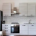 Mera House 4*