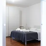 Mera House Pensión