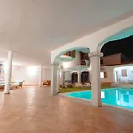 Mera House 4*