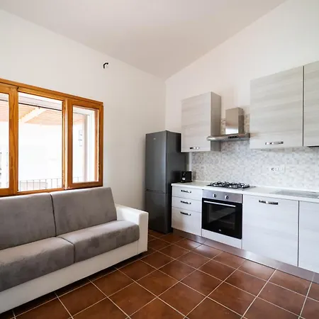 Pensión Mera House 4*