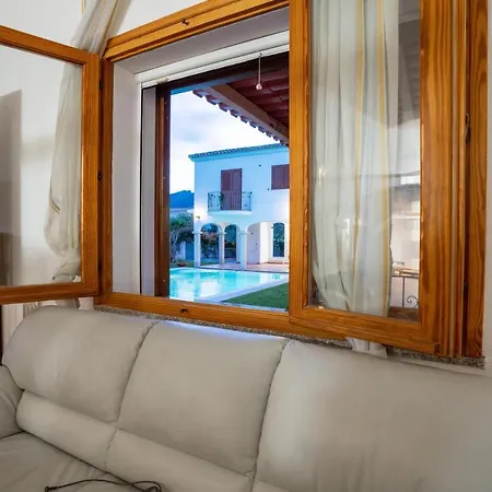 Mera House Guest house Posada (Sardinia)