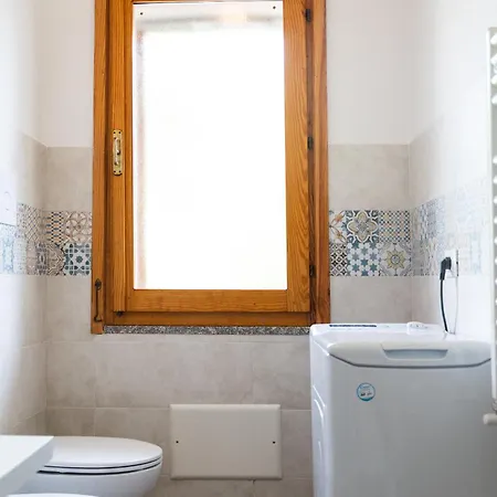 Mera House Pensión Posada (Sardinia)