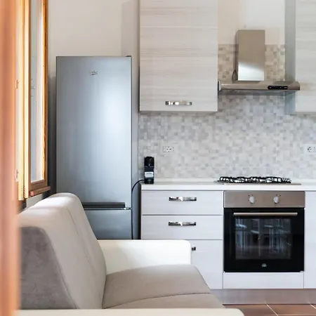 Mera House Guest house