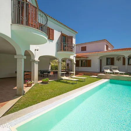 Mera House Πανσιόν