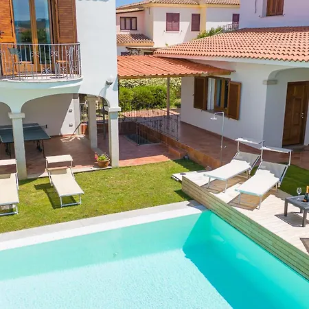 Mera House 4*
